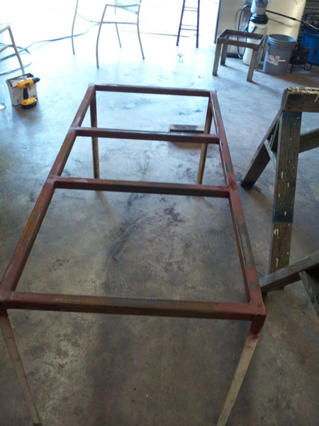 Andyetanothershotofthebasestand