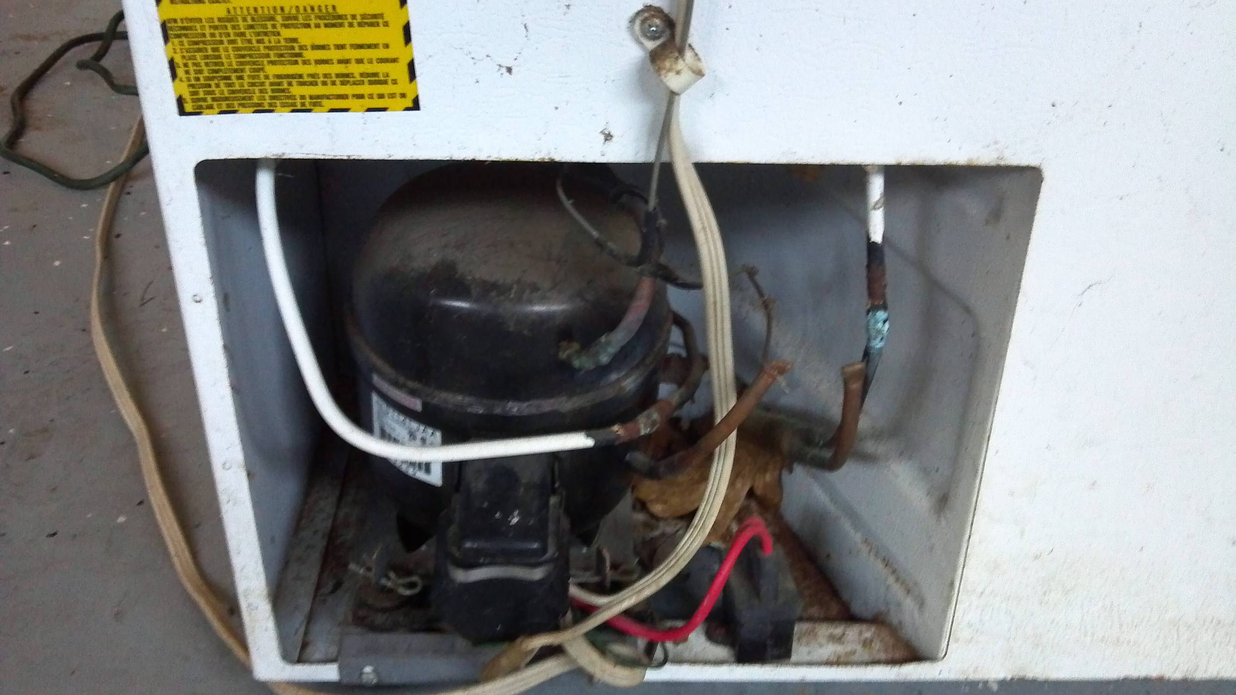OldHolidayFreezerCompressor