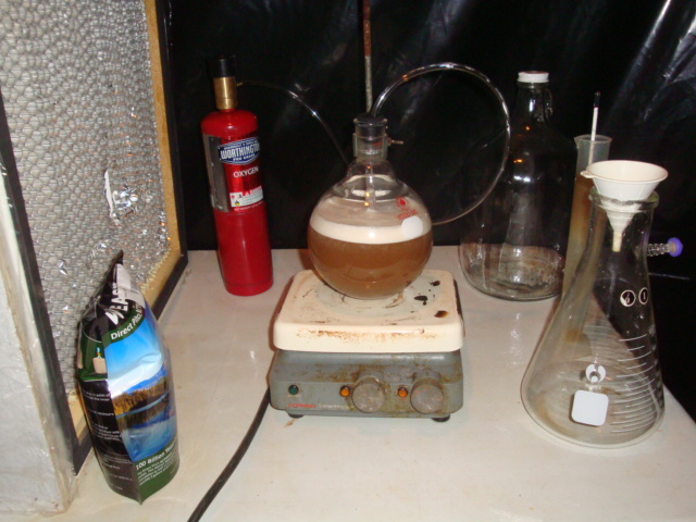 700ml. in round bottom flask with O2 injecton