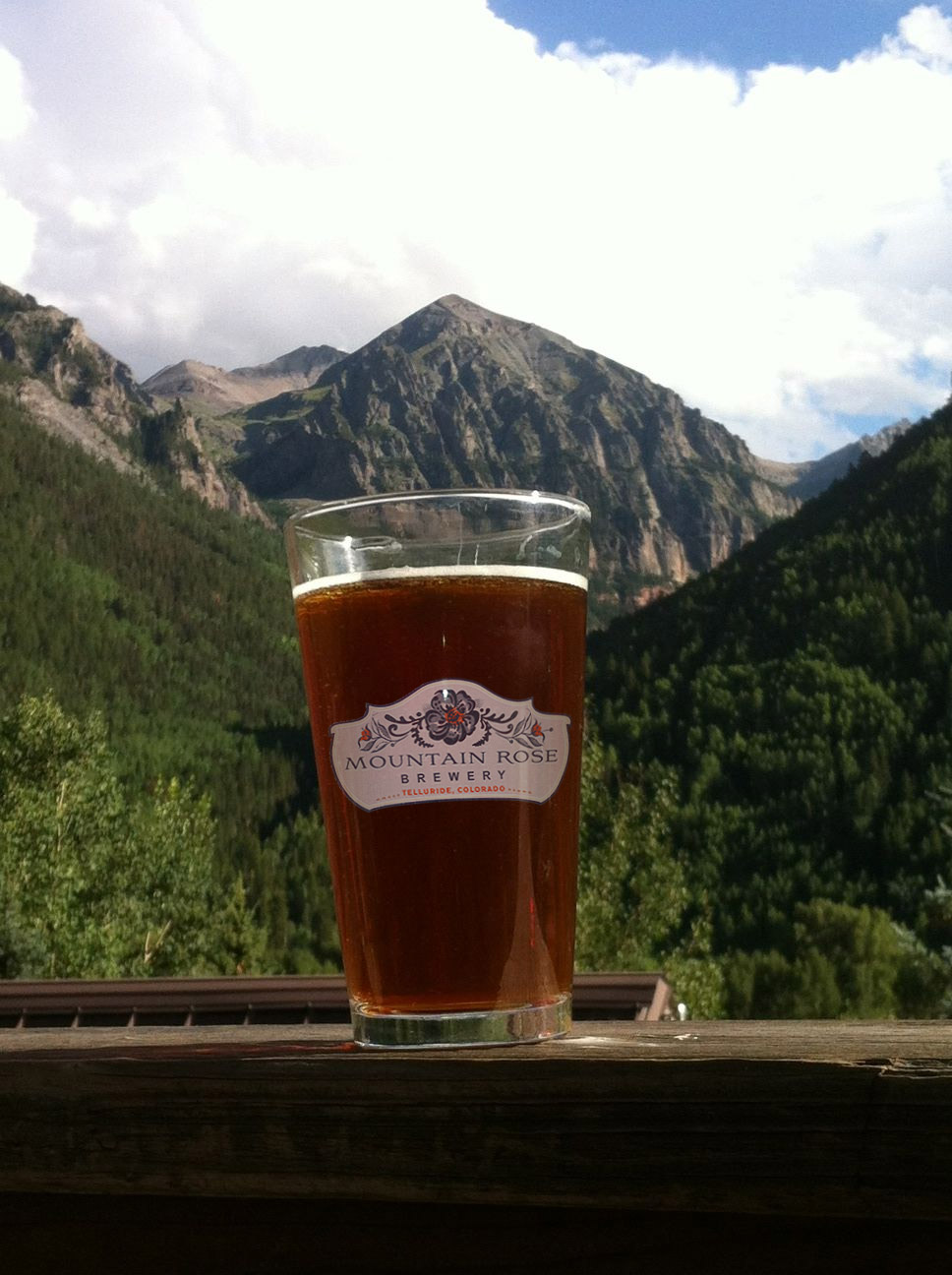 Mountain Rose light Brown Ale