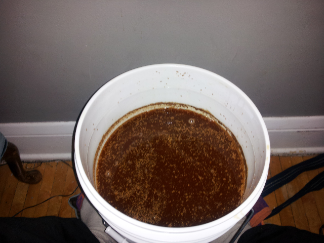 48 hours in had to open my bucket.