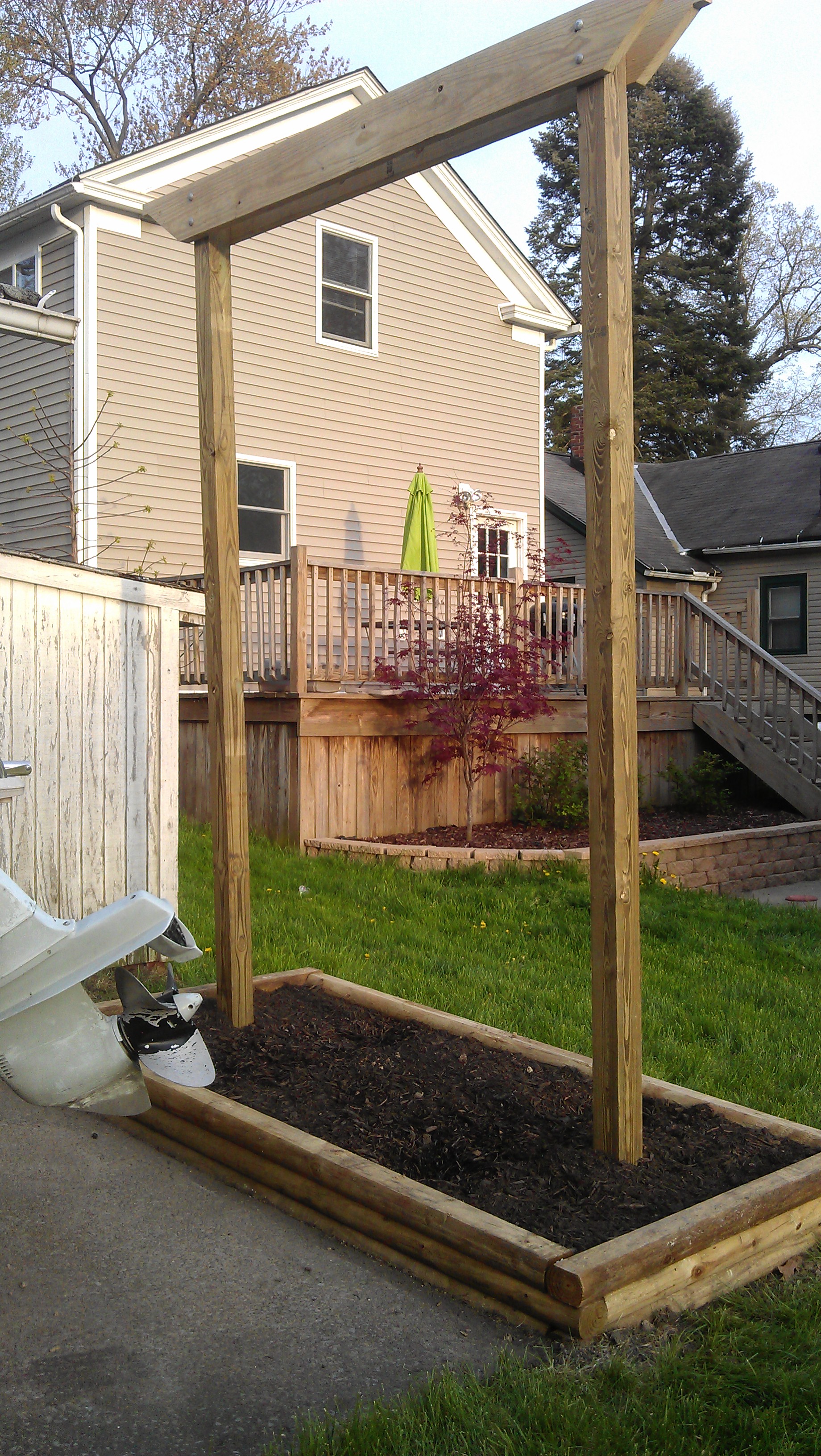 Hop trellis