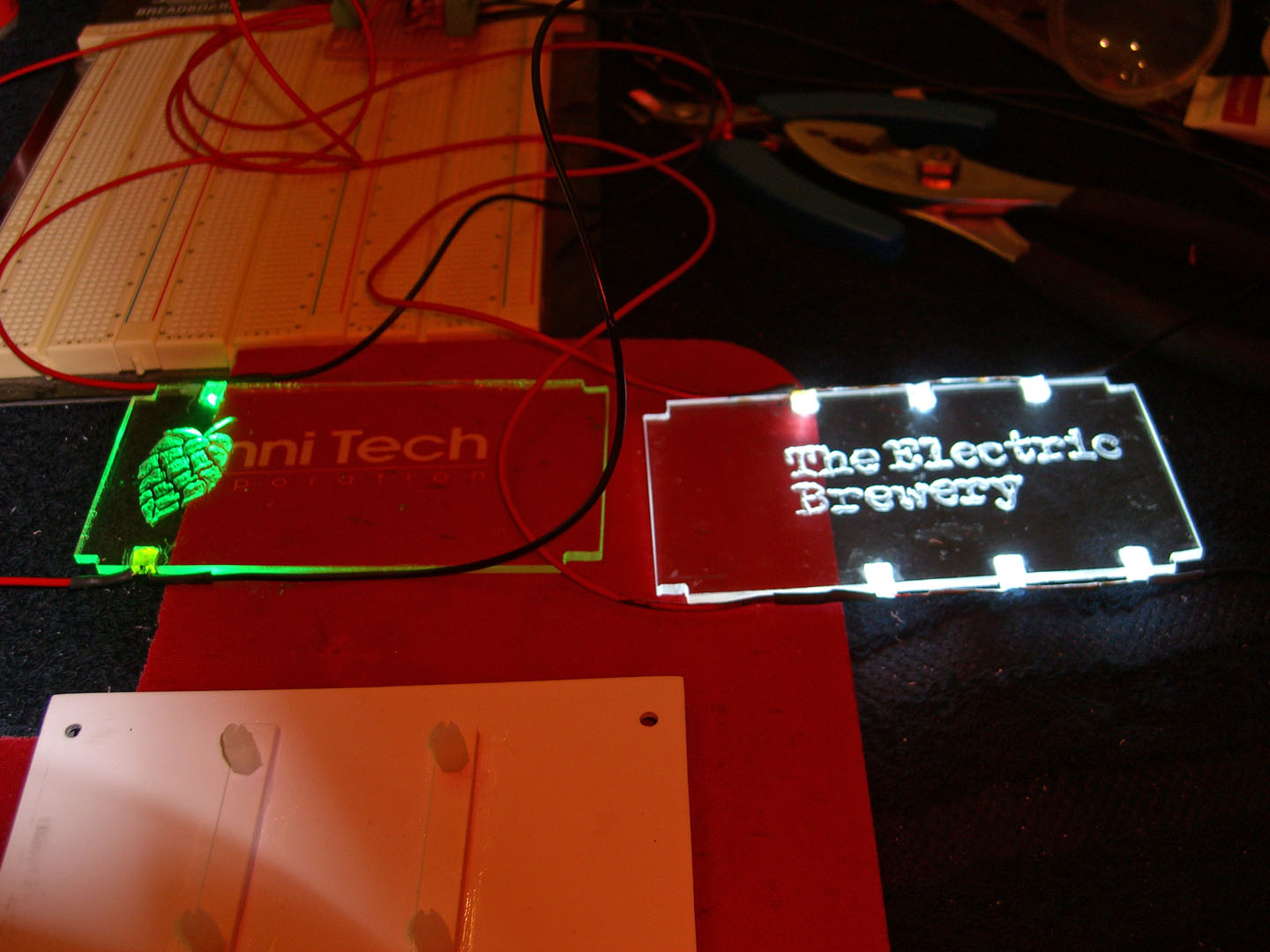 Logo Build