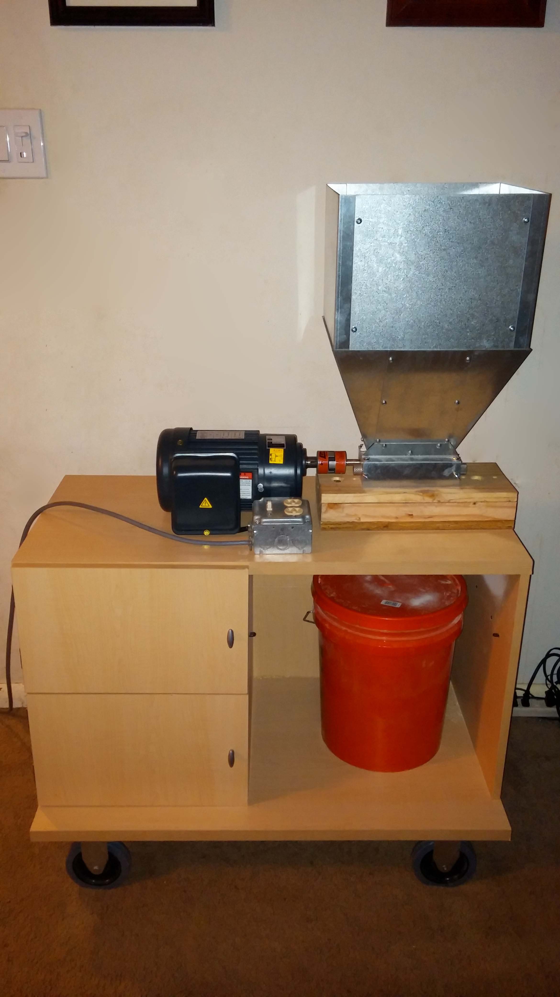 Motorized Mill