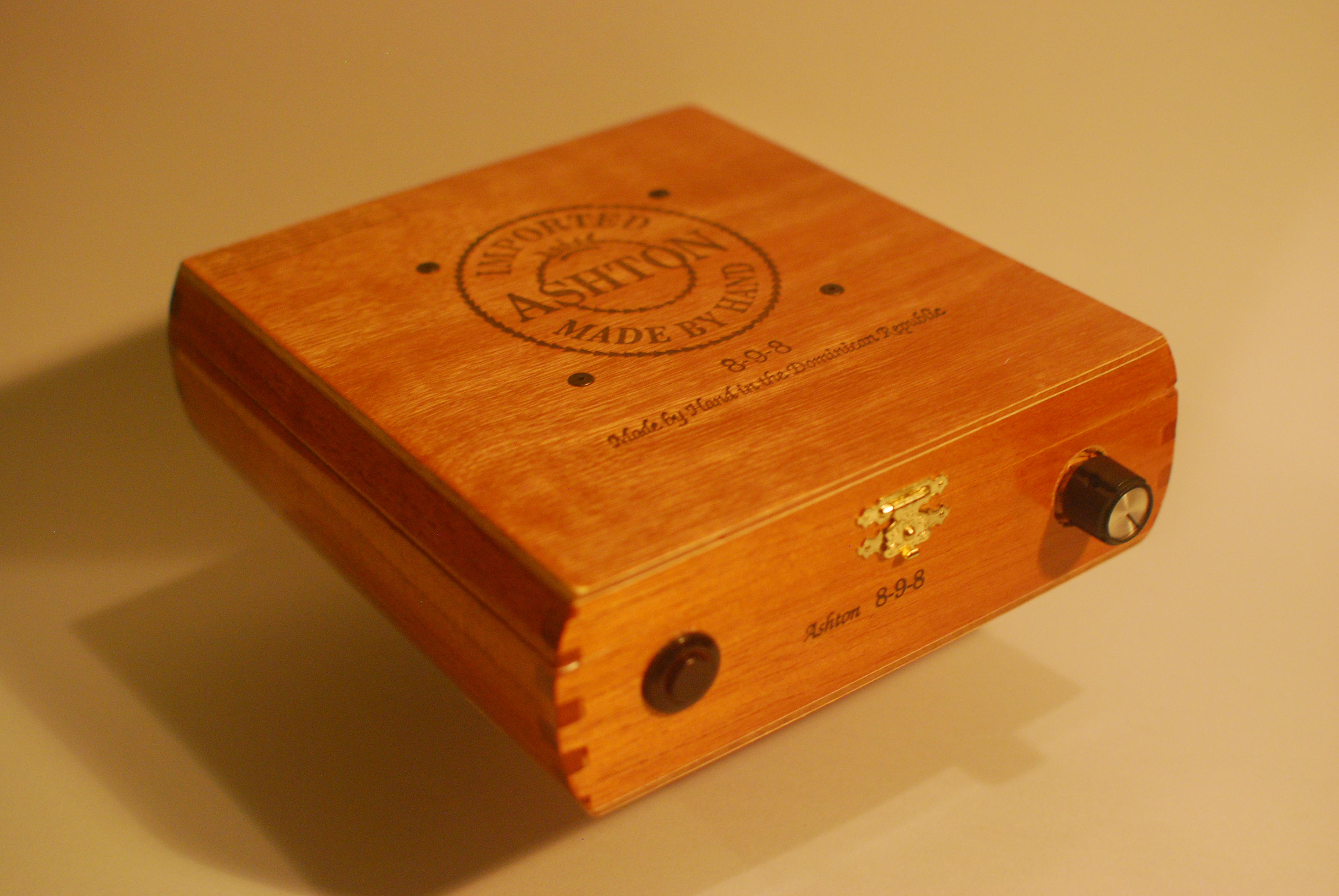 Cigar box stir plate, Ashton model