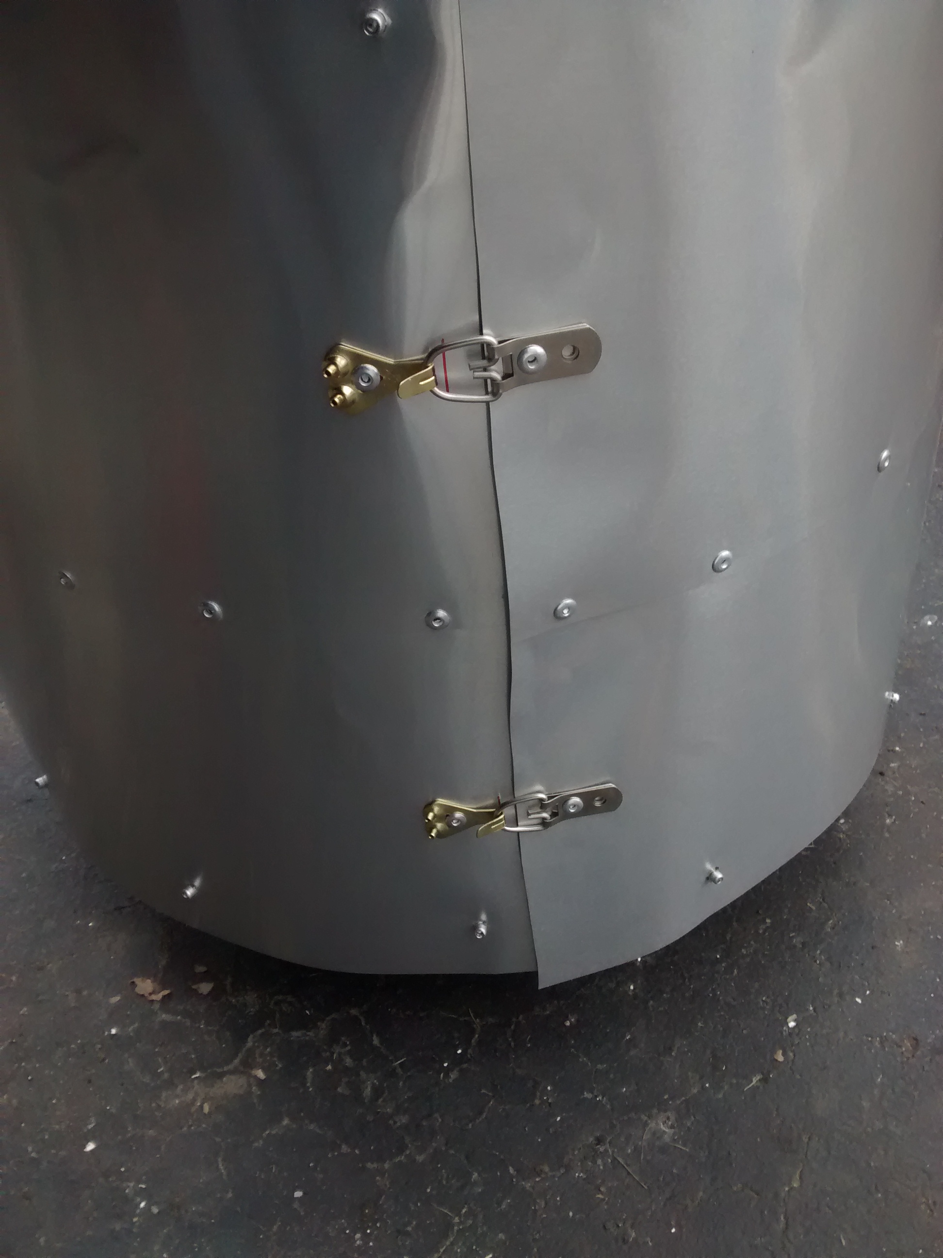 simple fasteners for removal