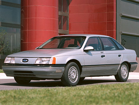 1986-ford-taurus-0708.jpg