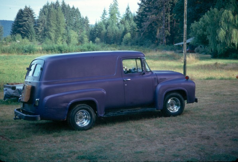 F100_Panel_Truck_new_colors.jpg