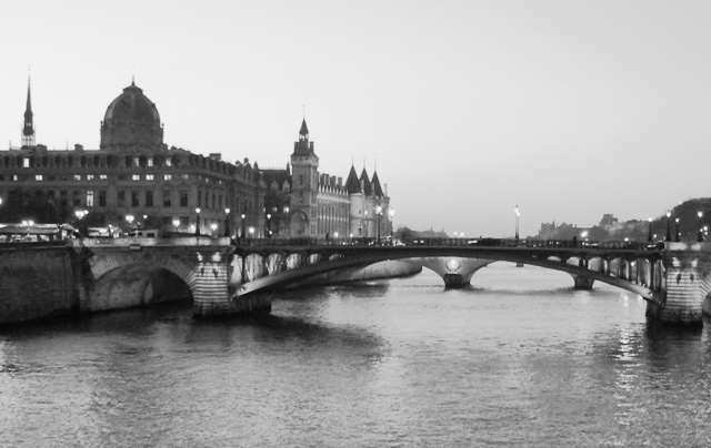 BoullevardDuPallisBridge-BWversion.jpg