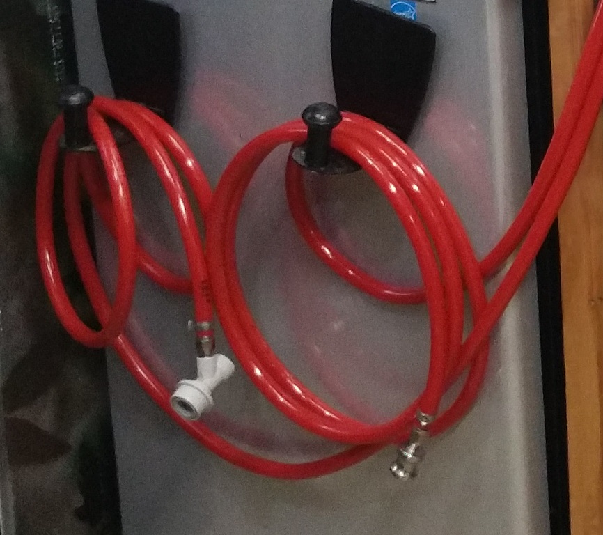 brewspaceCO2hoses.jpg