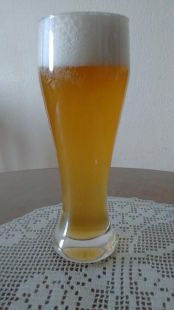 hefenweizen (young).jpg