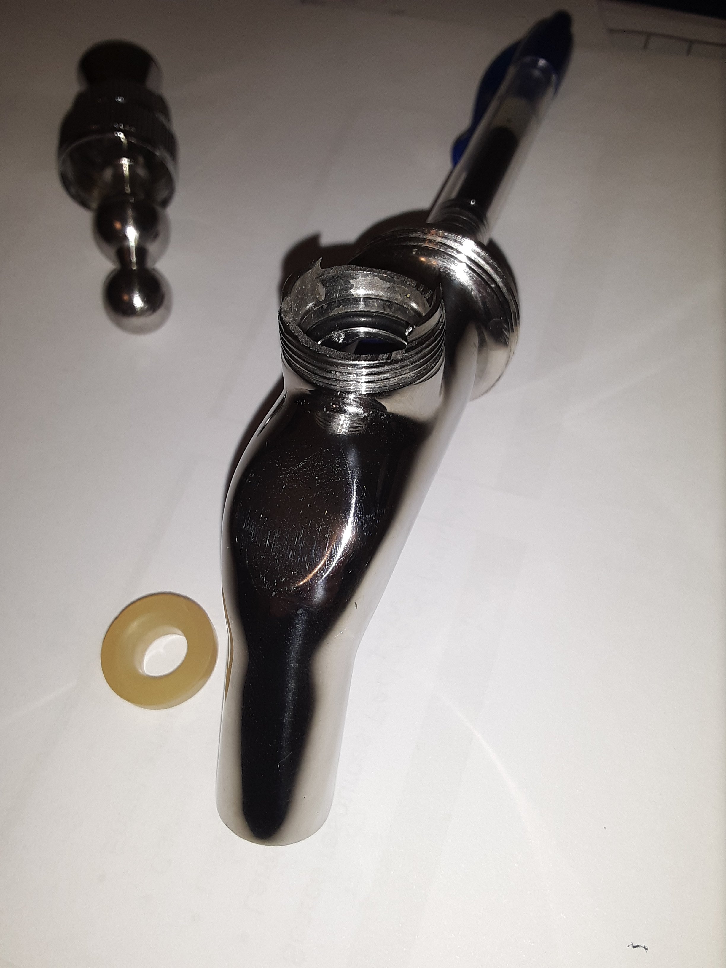 faucet front.jpg