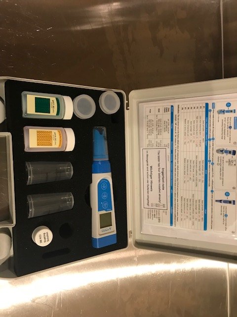 ph meter.jpg