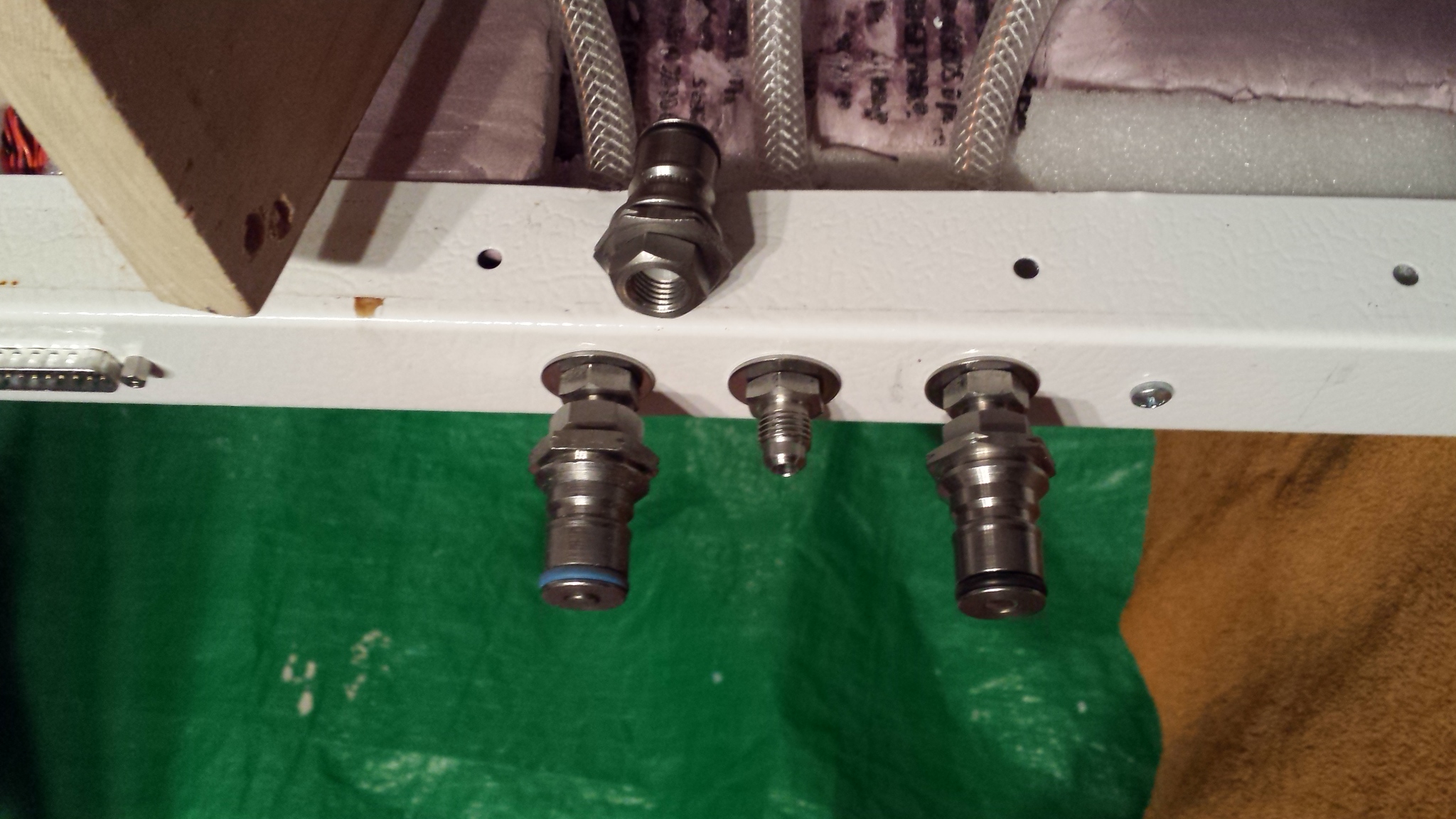 keezer_gas_mod_02.jpg