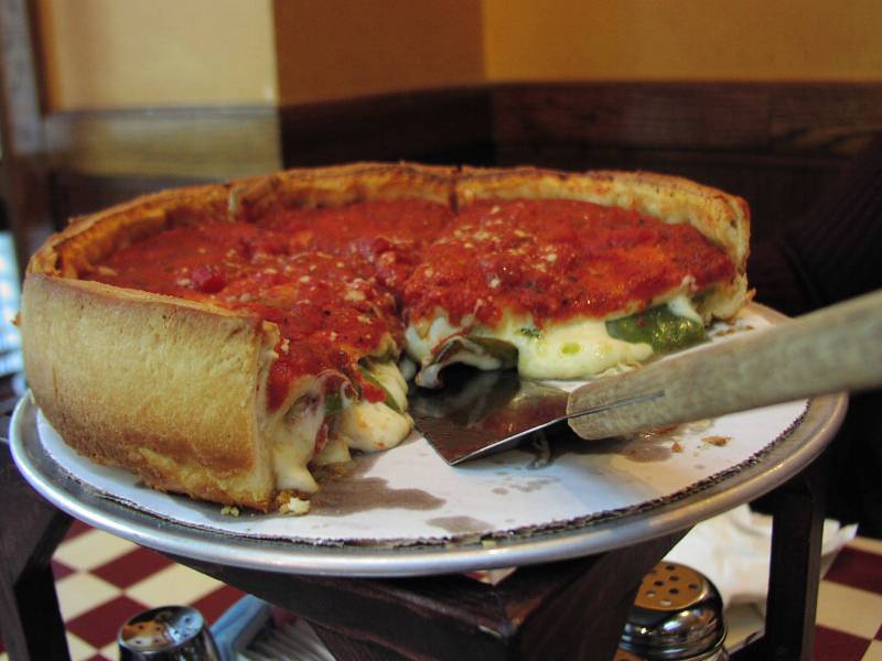 Chicago-style-pizza-01.jpeg