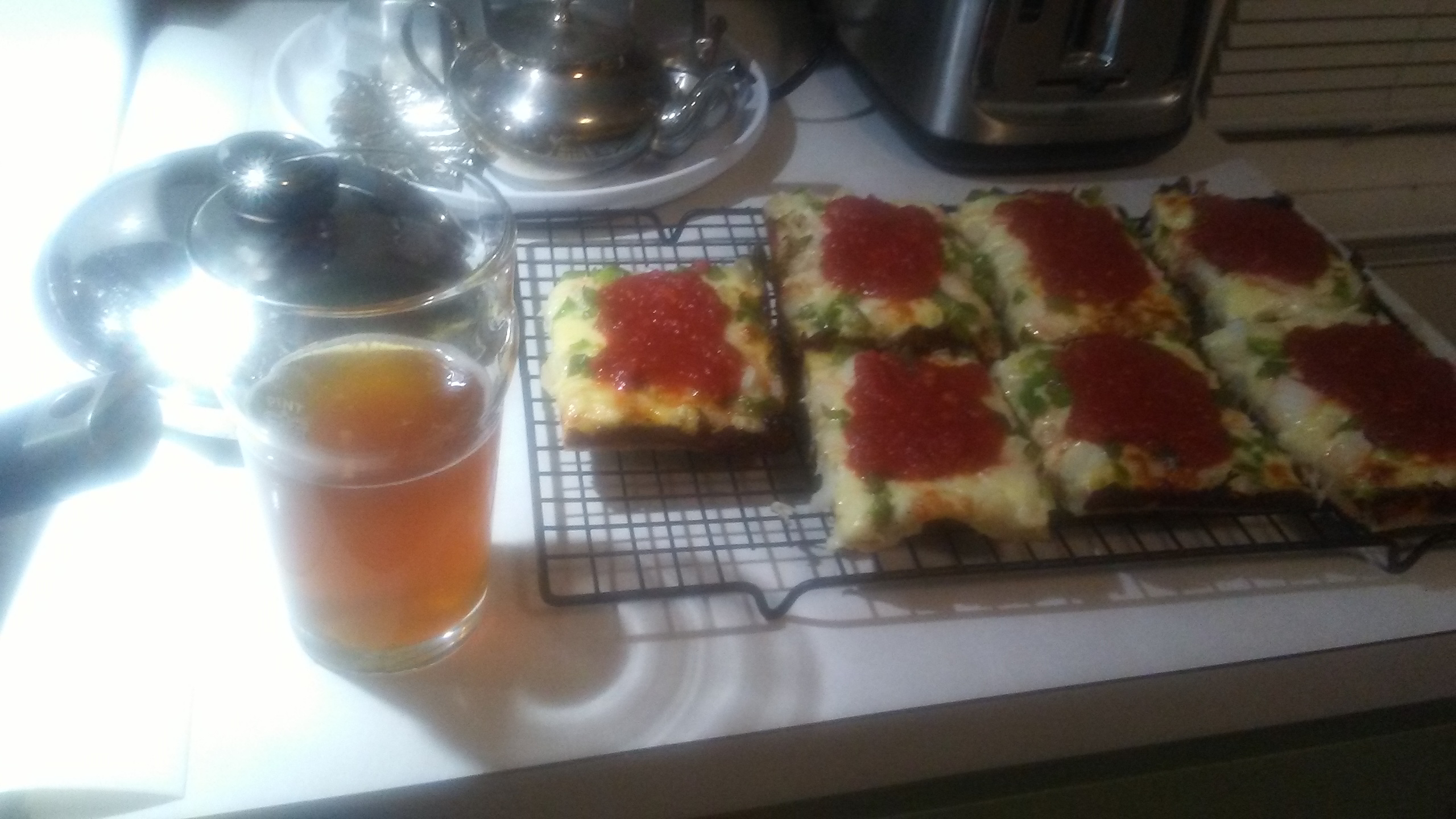 clove beer plus pizze.jpg