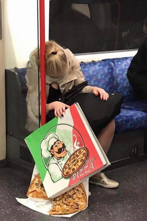 pizza-on-the-subway-16735.jpeg