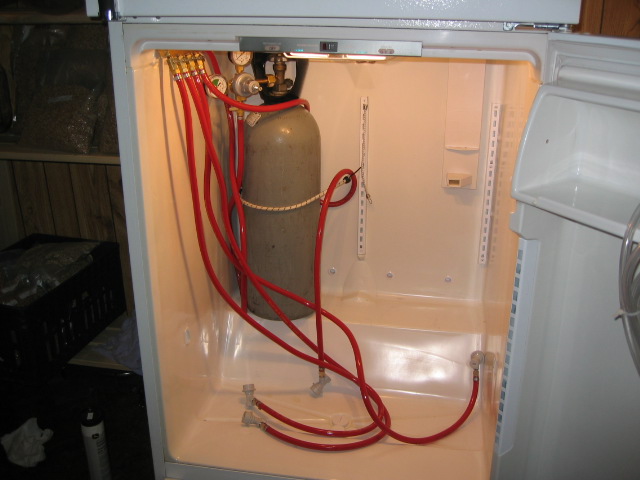 kegerator 004.jpg