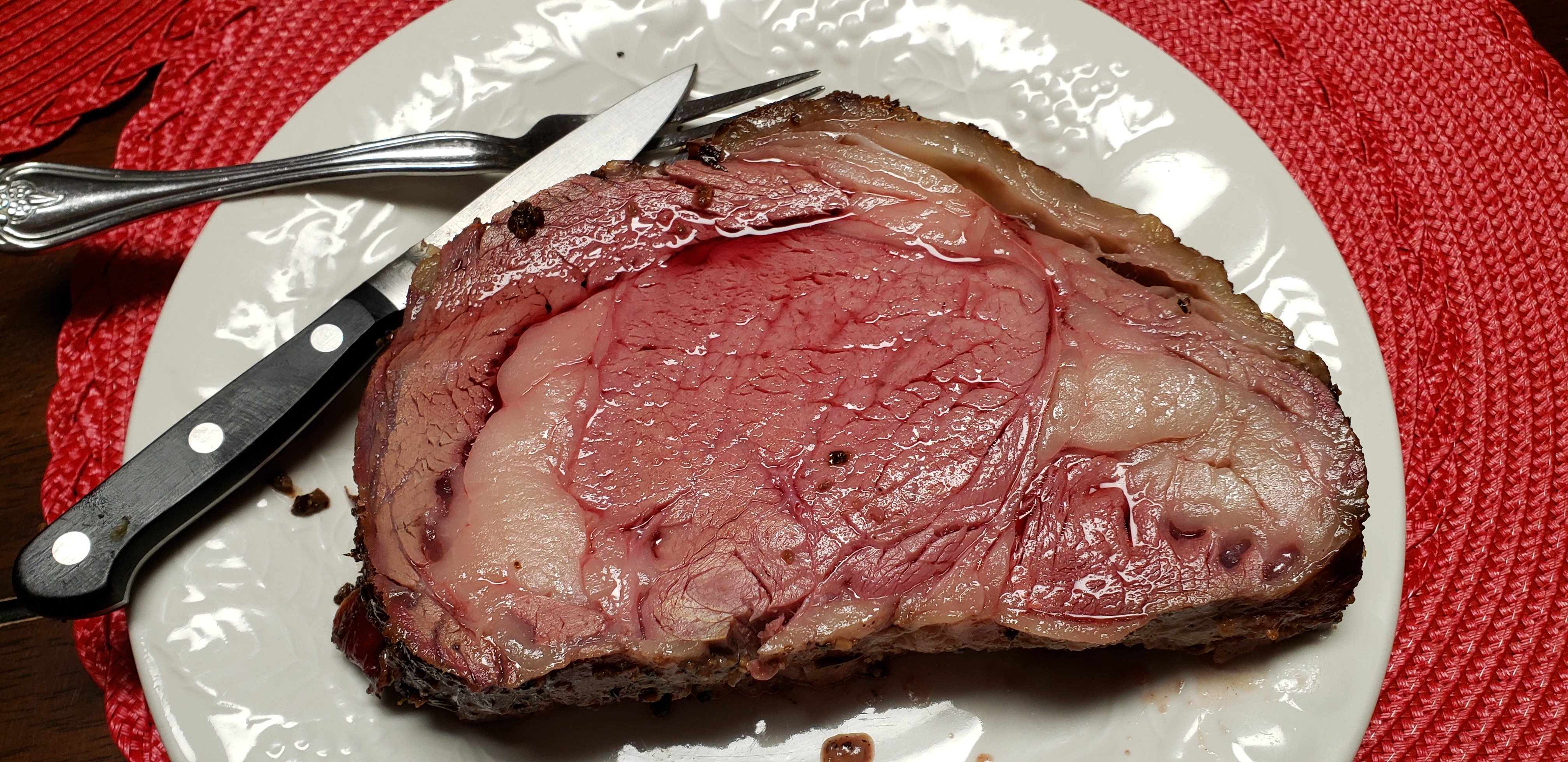 Ribeye roast on plate.jpg