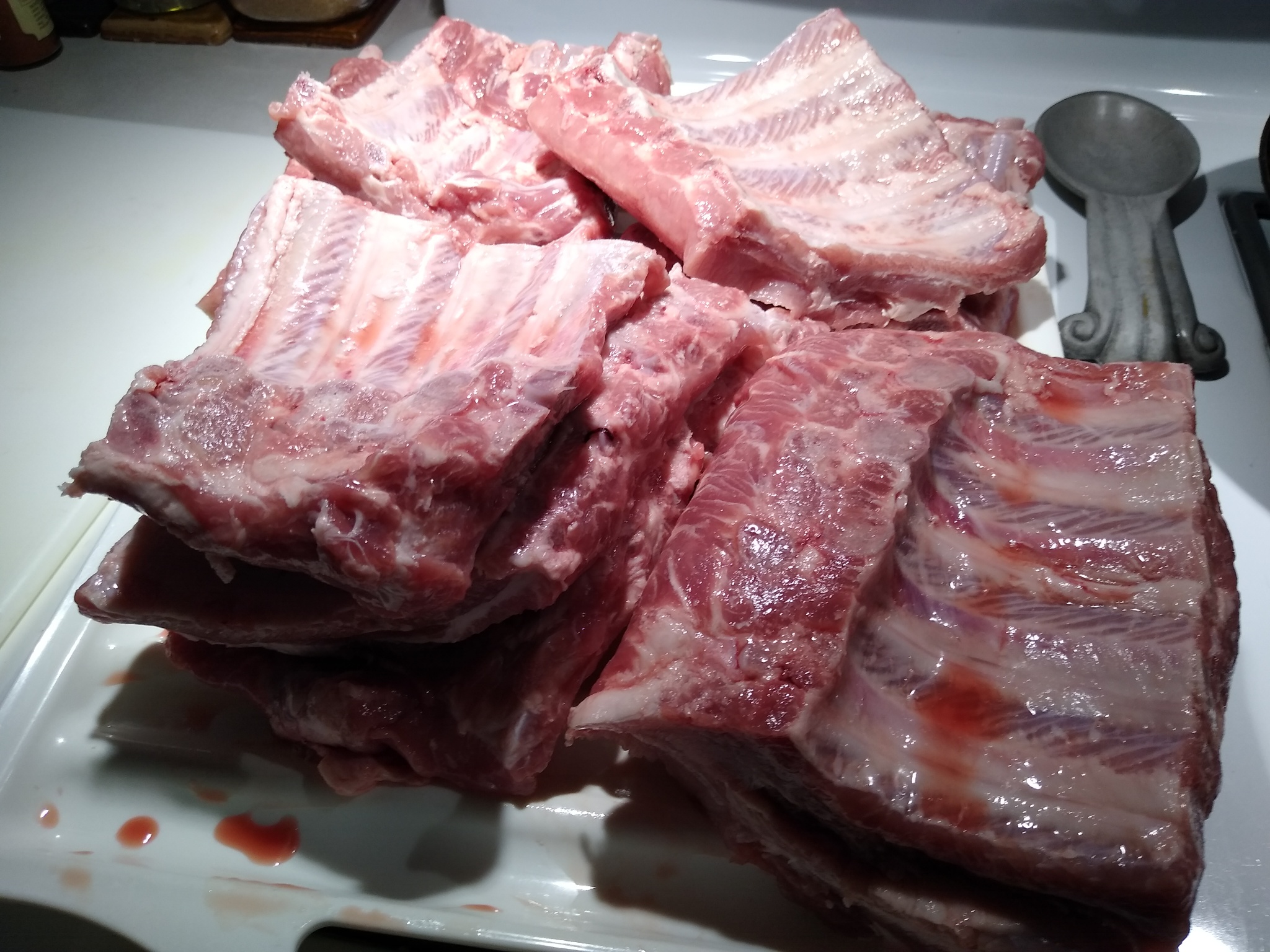 cut raw ribs.jpg