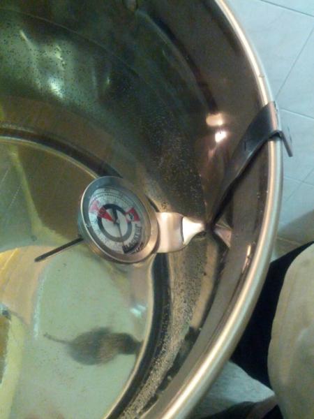 my home made thermometer holder.jpg my home made thermometer holder.jpg
