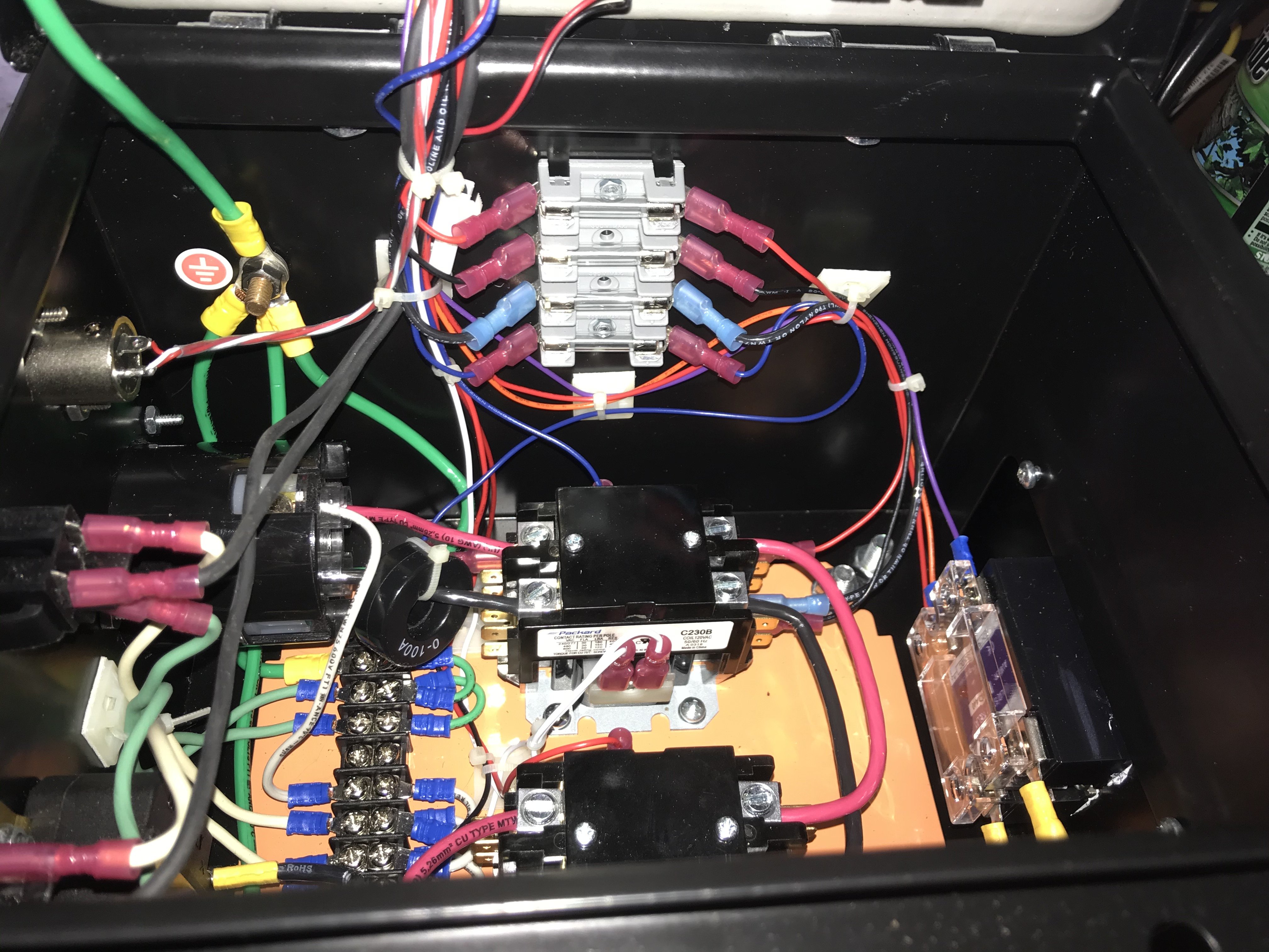 Fuse Box Wired.jpg