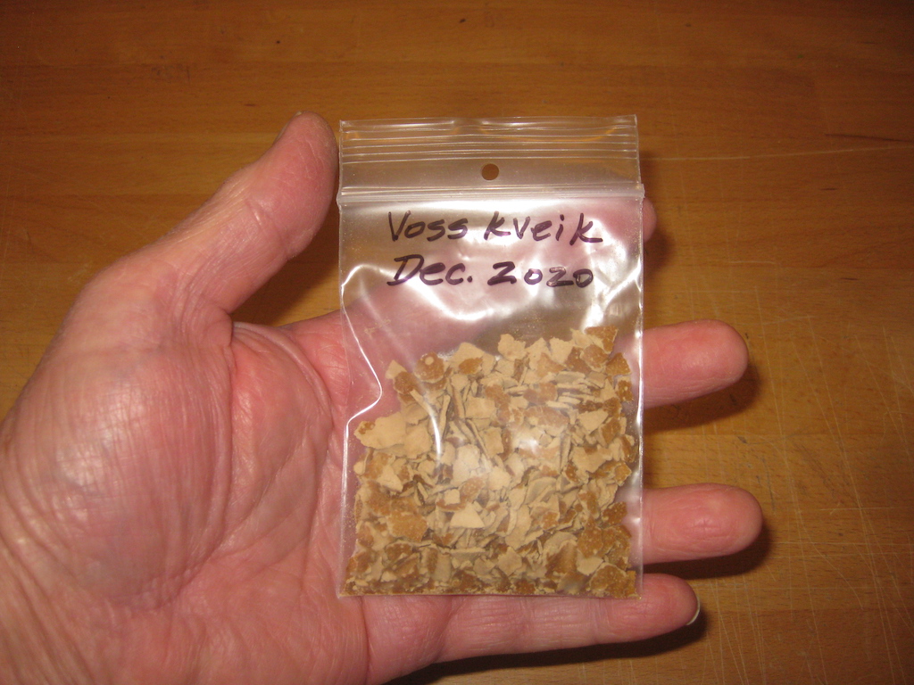 packaged kveik.JPG