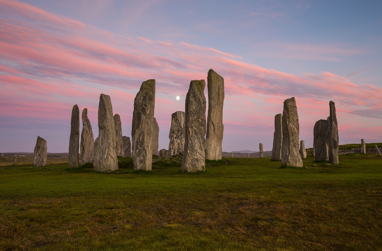 stones_of_the_standing_type.jpg