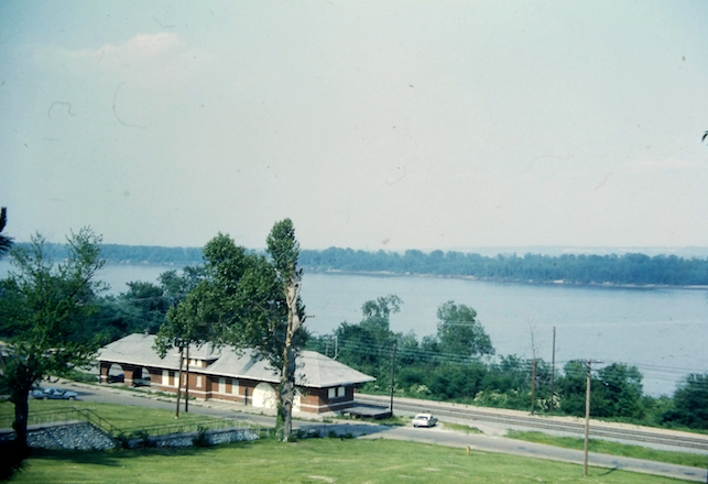 station 1967.png