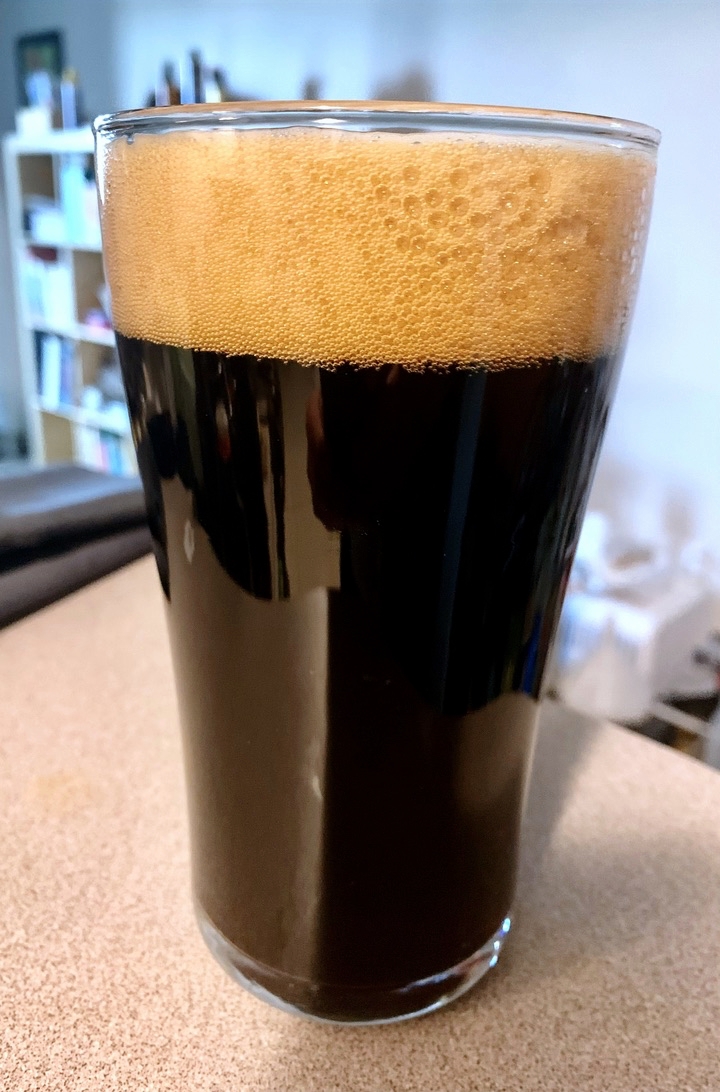 23_Imperial_Porter_lastglass.jpg
