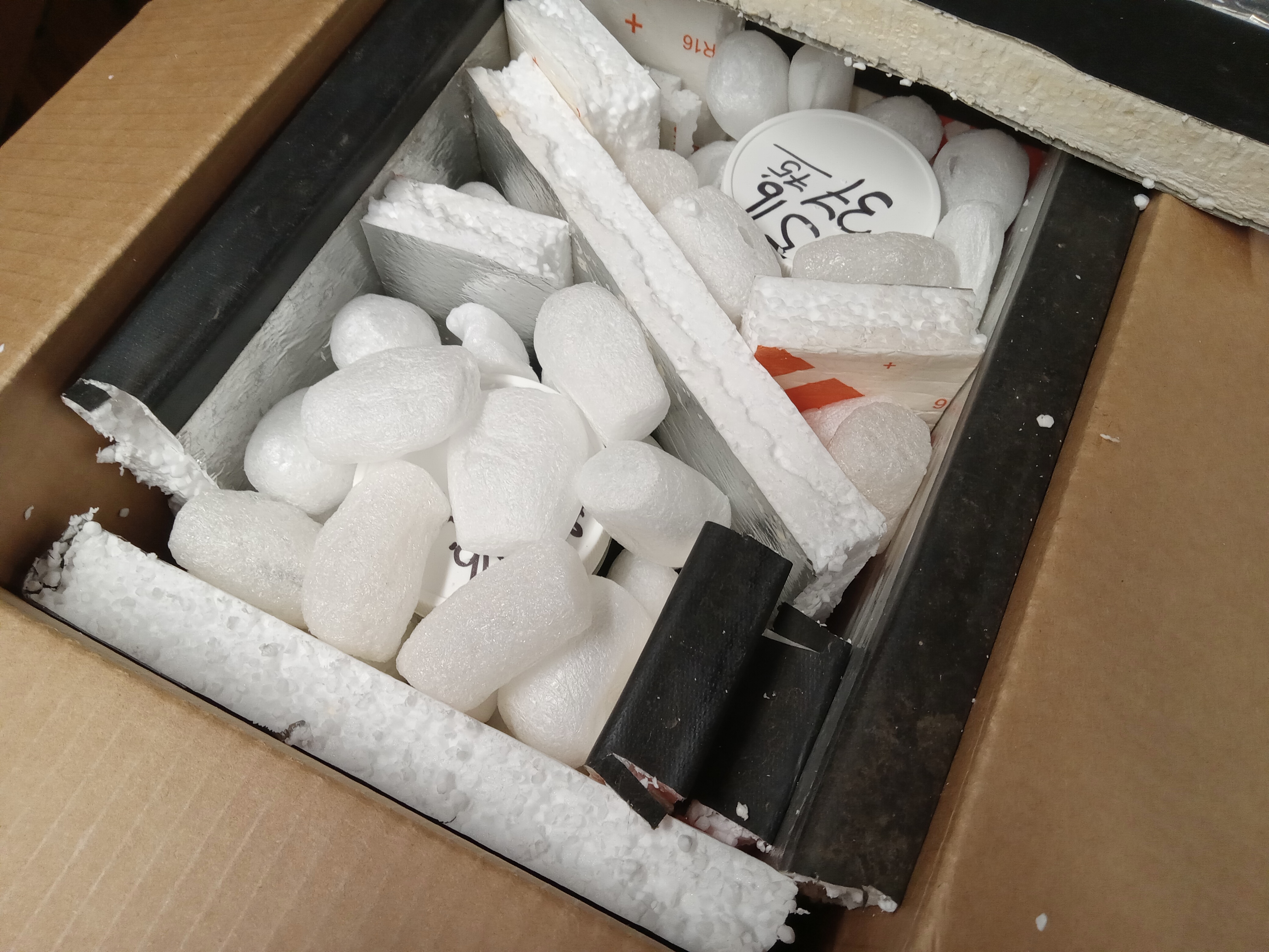 honey packaging.jpg