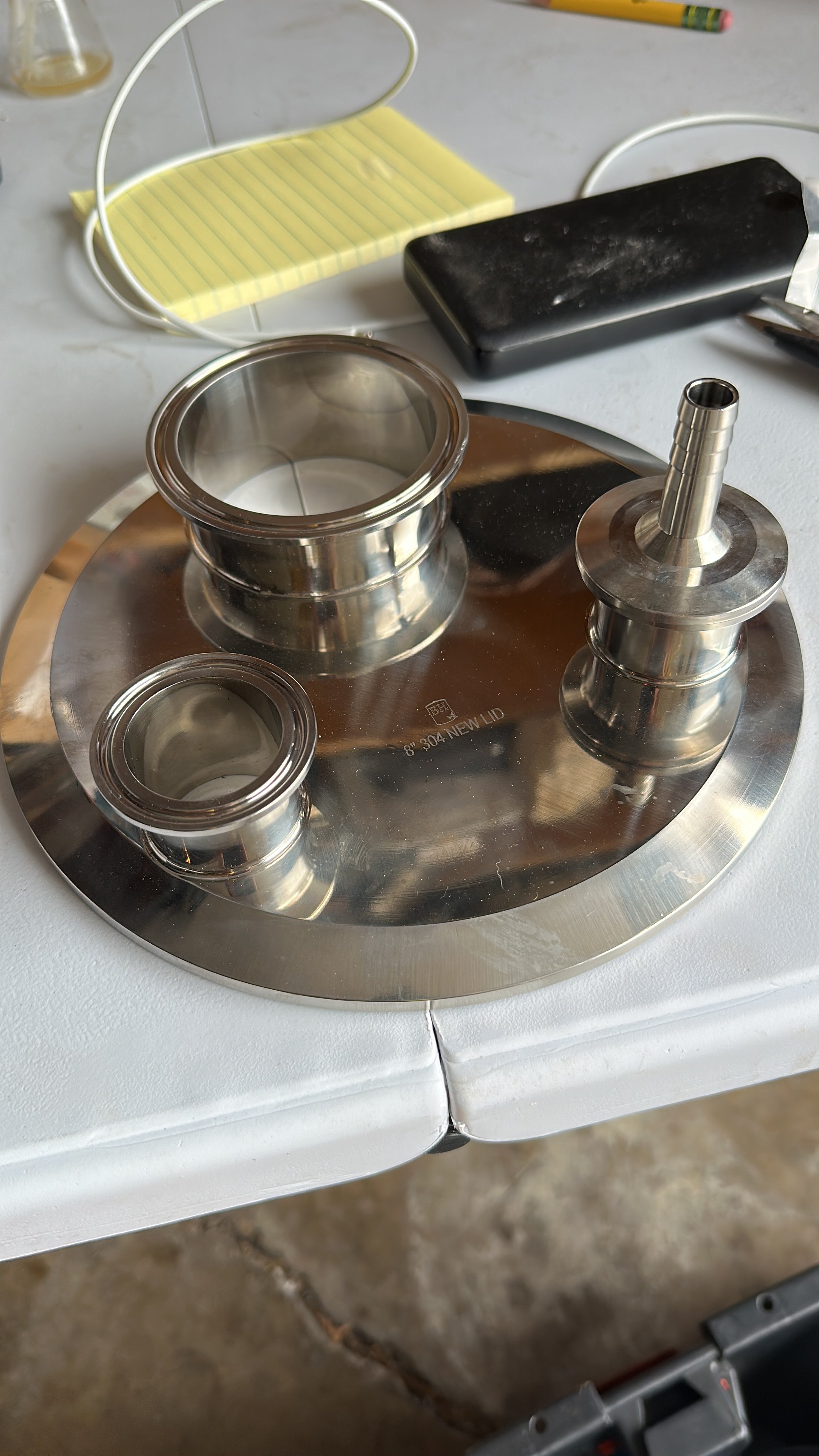 brewtech-lid.jpg brewtech-lid.jpg