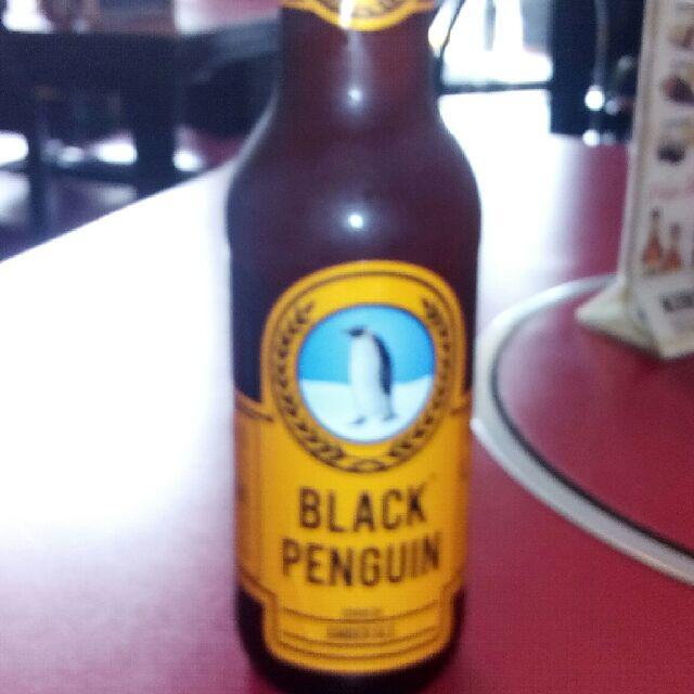 black_penguin_33745-1-1478814437.jpg