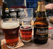 Negra Modelo vs El Teporocho.jpg