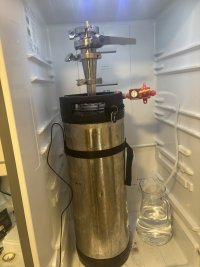 keg with airlock.jpg
