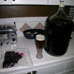13719-Kegging002