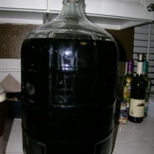13719-Kegging003