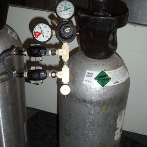CO2ManifoldB