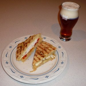 Grilledchickenpaniniwithroastedredpeppers