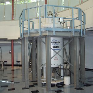 800MHznuclearmagneticresonancespectrometer