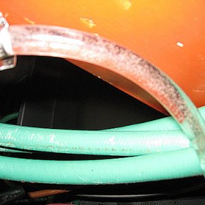 outlet_hose_bubbles