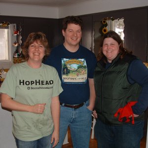 Homebrewclubmeetinganddrunk