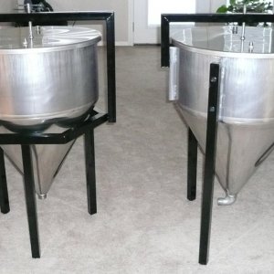 2NewDIYConicalFermenters