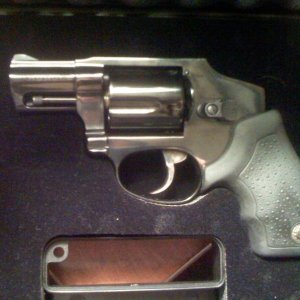Taurus2quotBarrel-38Specialwtotallyconcealedhammer