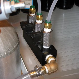 kegeratorinprogressmanifoldcloseup