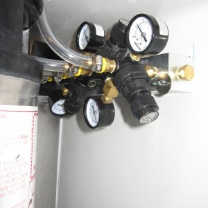 KegeratorManifoldCo2tostyle