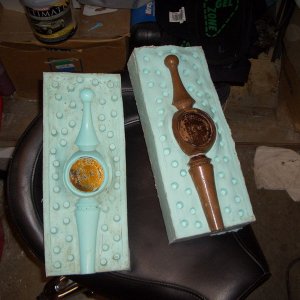 MoldedHandle