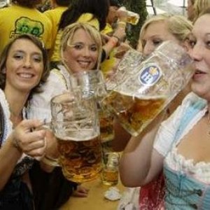Oktoberfestpics2008fromAPandYahoo