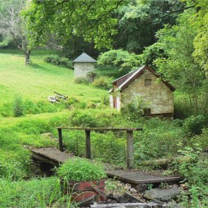 Footbridgefromthebunkhouse
