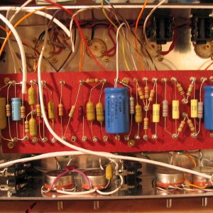 Guts_of_Trinity_sIII_18_watt_amp_pic1
